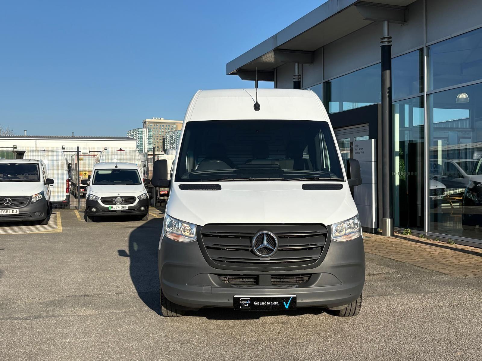 Mercedes-Benz Sprinter